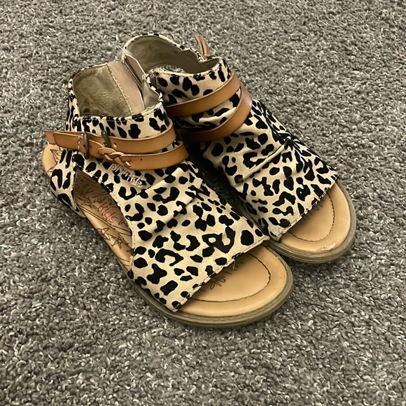 Blowfish Other - Girl Blowfish Sandals
